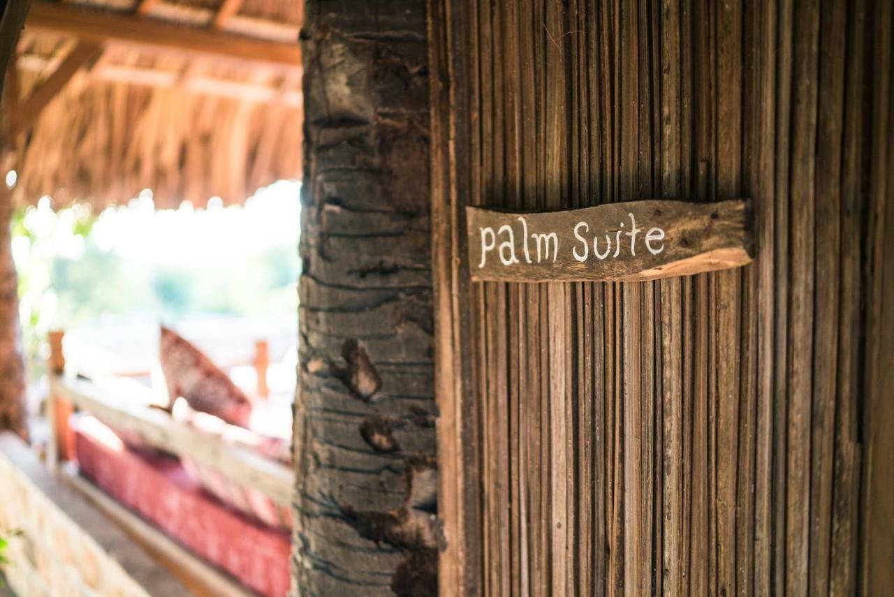 Utopia Rote Lodge Nembrala Bagian luar foto