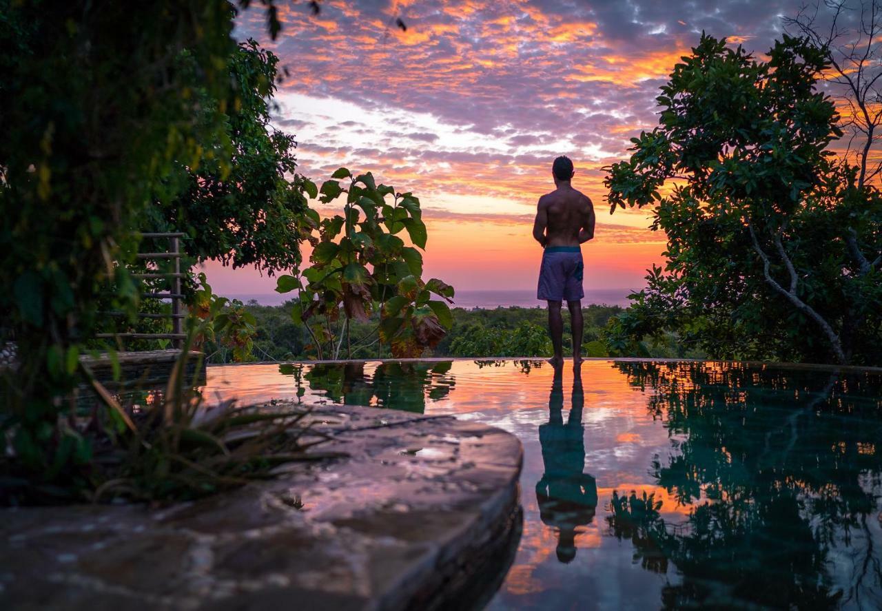 Utopia Rote Lodge Nembrala Bagian luar foto